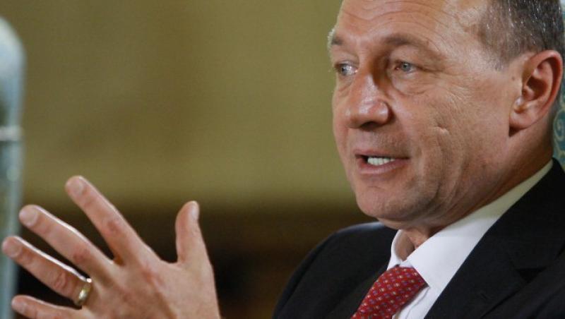 Ambasadorul Rusiei la NATO: Basescu face declaratii pro-fasciste