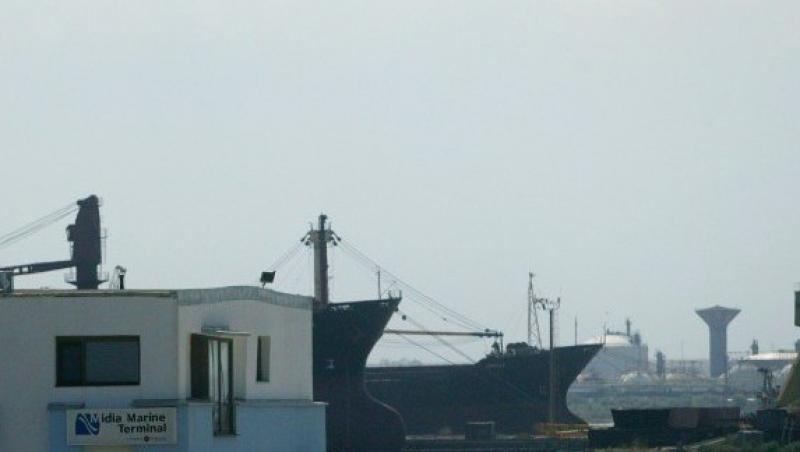 O nava a luat foc in santierul naval Midia-Navodari