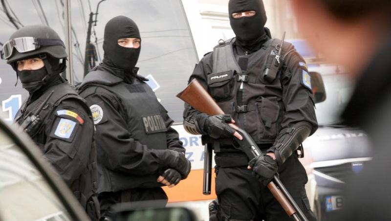 Patru teroristi, printre care si liderul unei grupari islamice, retinuti in Bucuresti si Maldive