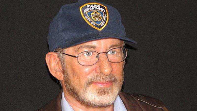 Steven Spielberg a fost amendat cu 170 de euro! Afla de ce!