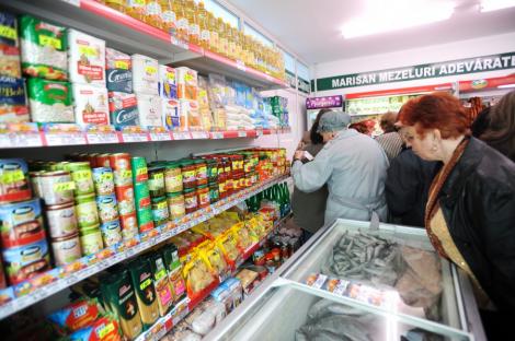 UPDATE!"Cosul de solidaritate", aprobat de Guvern: Pensionarii ar putea cumpara alimente la preturi reduse