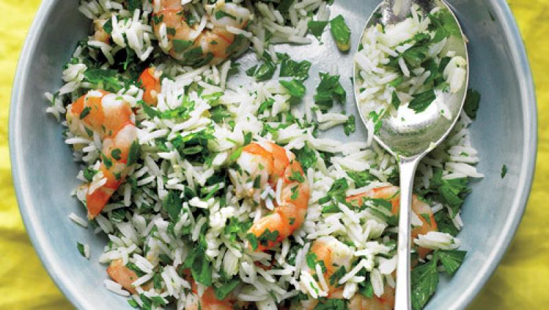 Reteta zilei: salata de orez si creveti