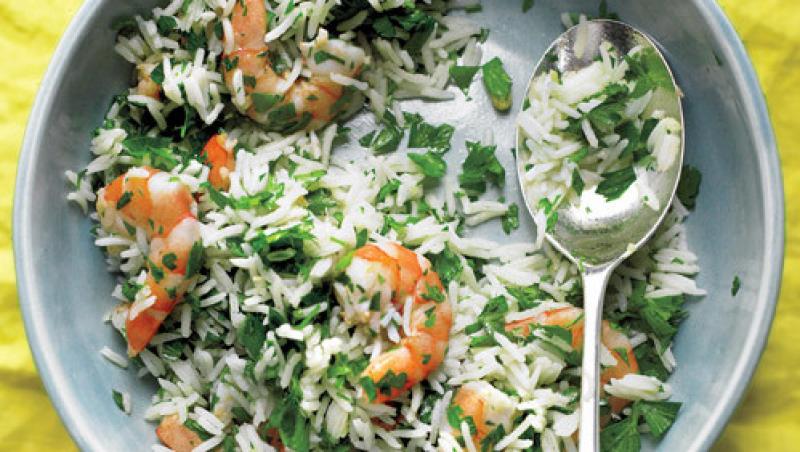 Reteta zilei: salata de orez si creveti