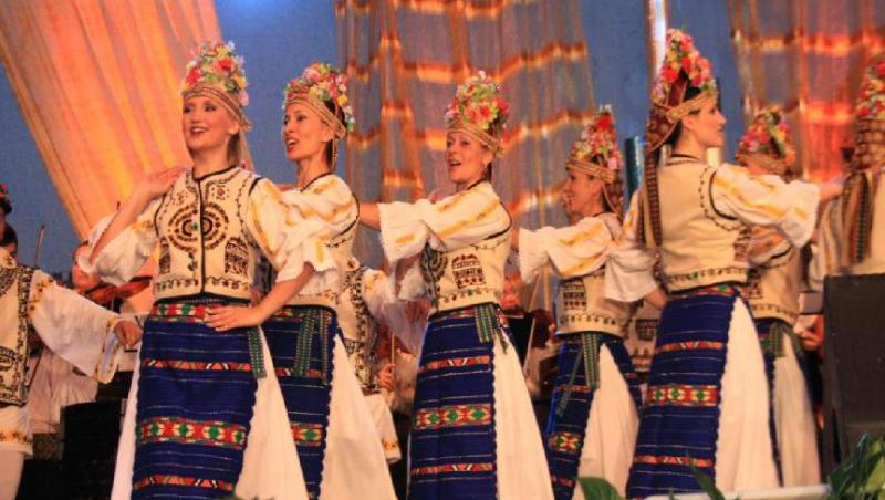 Traditie si muzica populara la Festivalul International de Folclor