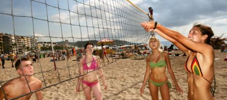 Cum sa fii in forma vara - sportul pe plaja