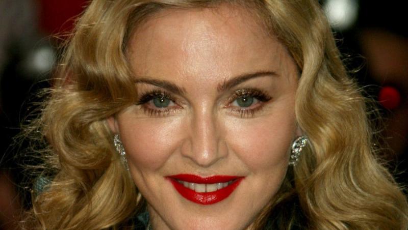 Madonna lucreaza la al 12-lea album