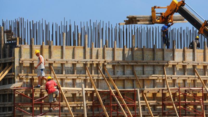 Lucrarile in constructii au scazut cu 3,3% in primele cinci luni ale anului