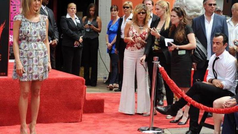 Jennifer Aniston a primit o stea pe Hollywood Walk of Fame