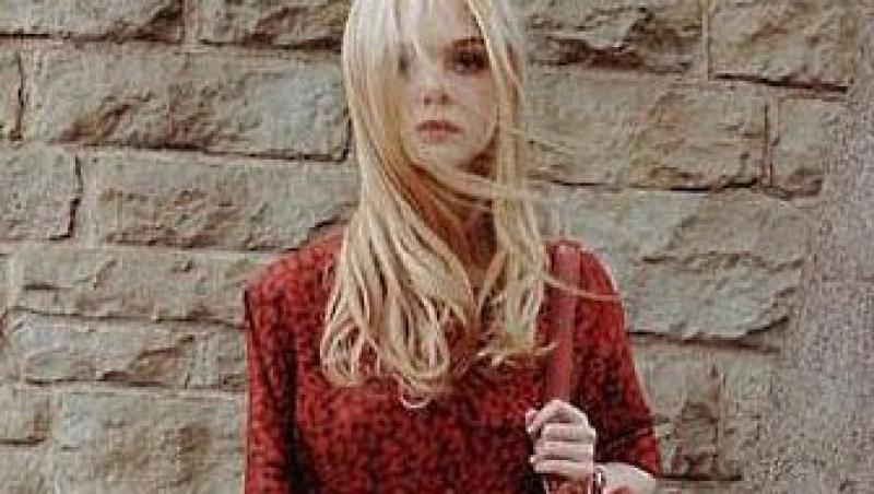 Elle Fanning, noua imagine Marc Jacobs