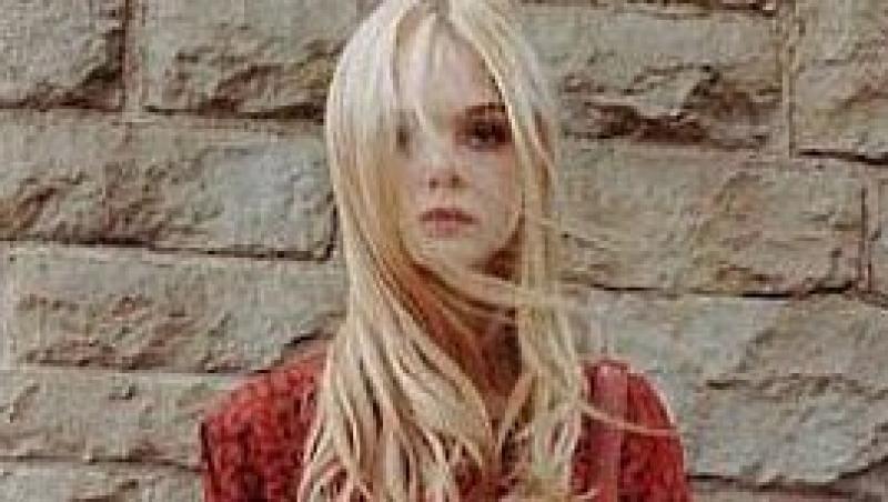 Elle Fanning, noua imagine Marc Jacobs