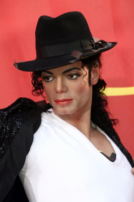 Michael Jackson, din nou in instanta