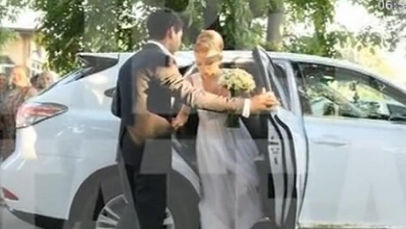 VIDEO! Elena Gheorghe s-a logodit! Vezi imagini inedite!