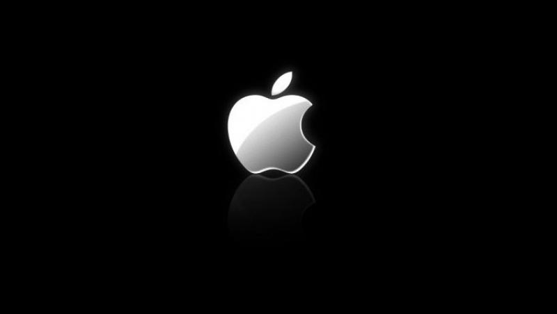Apple a devenit, pentru o zi, cea mai valoroasa companie din lume