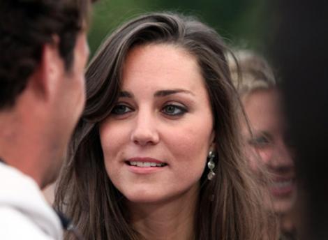 ZVON: Kate Middleton a pierdut o sarcina!