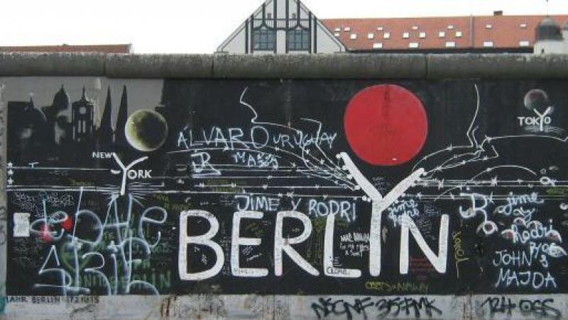 Berlinul comemoreaza 50 de ani de la construirea 