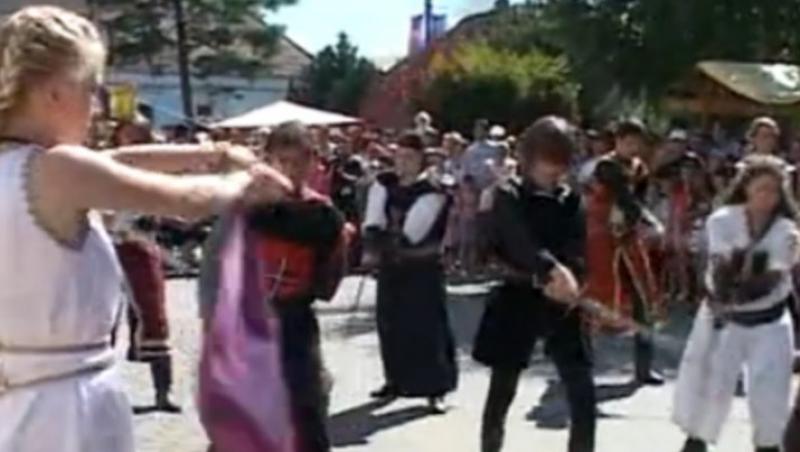 VIDEO! Festival medieval la Sebes