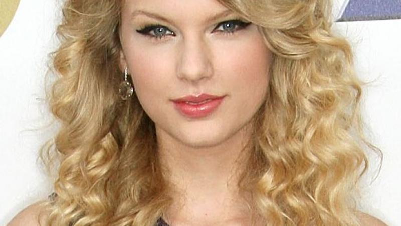 Taylor Swift Superfan - un concurs pentru cei mai impatimiti fani ai artistei