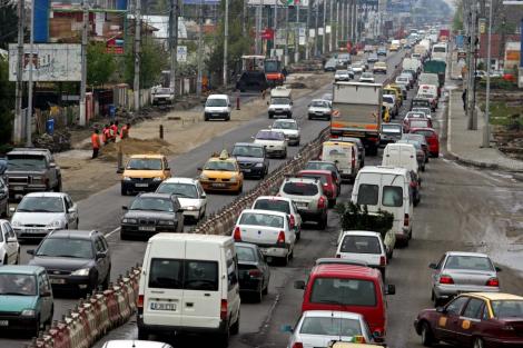 Traficul rutier de pe DN1, deviat pe DN1A. 70.000 de masini, asteptate dinspre Brasov spre Capitala
