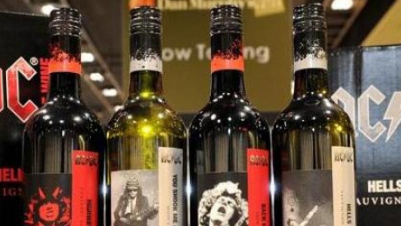AC/DC lanseaza o colectie personalizata de vinuri