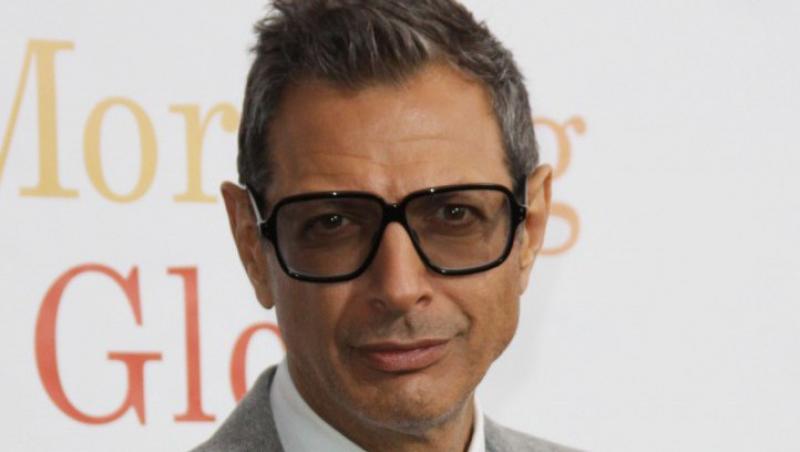 Jeff Goldblum s-a indragostit din nou