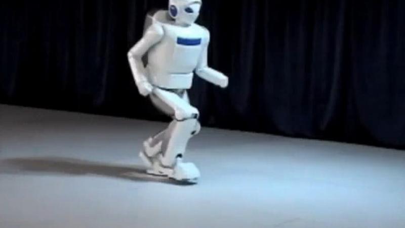 VIDEO! Un robot a devenit campion la alergat!
