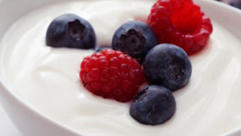 Dieta cu iaurt te ajuta sa pierzi un kilogram pe zi!