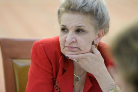 Aura Vasile (PSD): Franks e "diavolul cu pantofii gauriti", trimis sa distruga Romania