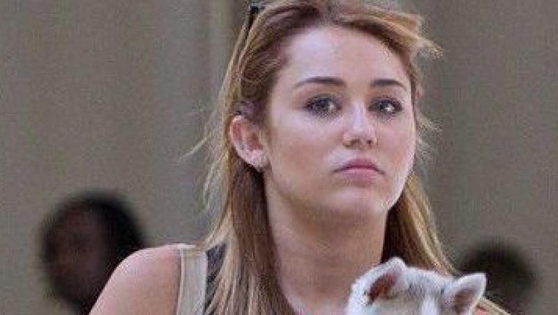 FOTO! Miley Cyrus apara drepturile homosexualilor pe Twitter