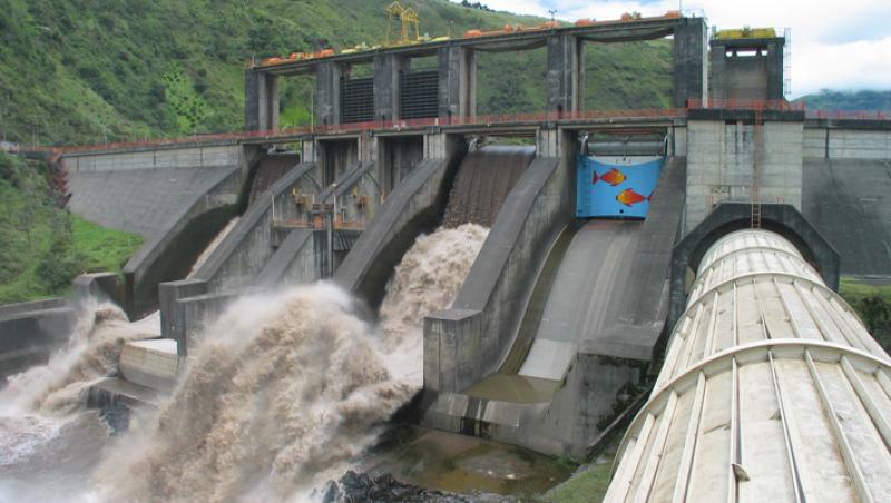CE verifica afacerile Hidroelectrica cu Alro si ArcelorMittal