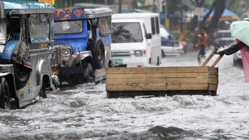 Filipine: Zeci de persoane au murit in urma furtunilor tropicale
