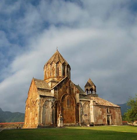 FOTO! Manastirea Gandzasar - perla arhitecturala a Armeniei