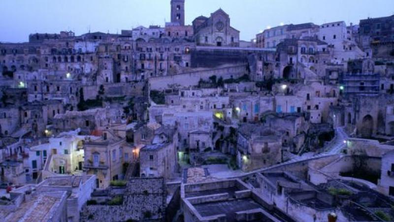 FOTO! Matera - orasul italian sculptat din piatra