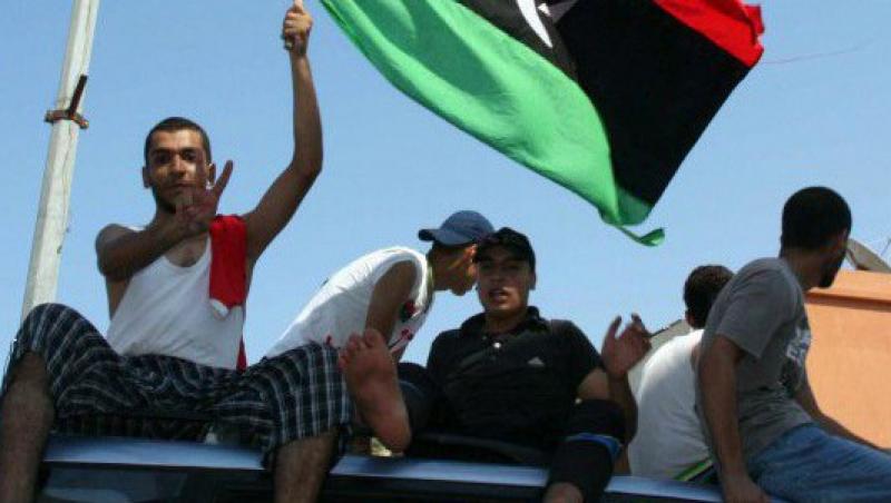 VIDEO! Luptele continua in capitala Libiei. Rebelii au intrat in casa lui Gaddafi