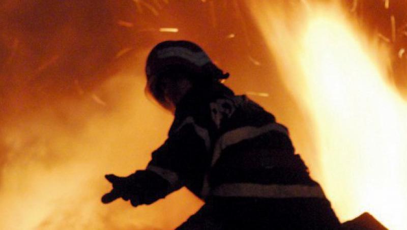Trei copii au ars de vii intr-un incendiu la Tecuci