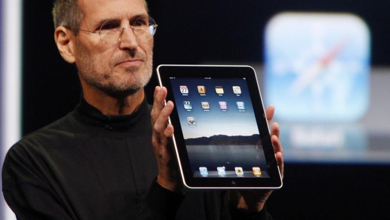 Apple a ramas fara seful mare: Steve Jobs a renuntat la functie!
