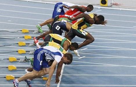 CM atletism: Usain Bolt, descalificat dupa ce a furat startul/ Nicoleta Grasu - locul 8 la "disc"