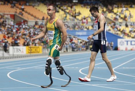 CM de Atletism: Oscar Pistorius, atletul fara picioare, calificat in semifinalele probei de 400m  plat