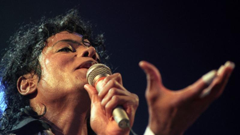 Michael Jackson ar fi implinit astazi 53 de ani