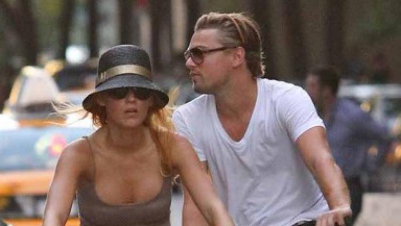 FOTO! Leonardo DiCaprio a pus-o la pedalat pe Blake Lively!