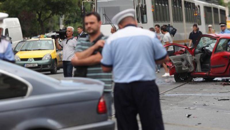 UPDATE! Dosar penal pentru fiul consilierului PDL din Tulcea care a provocat un accident in lant in Capitala