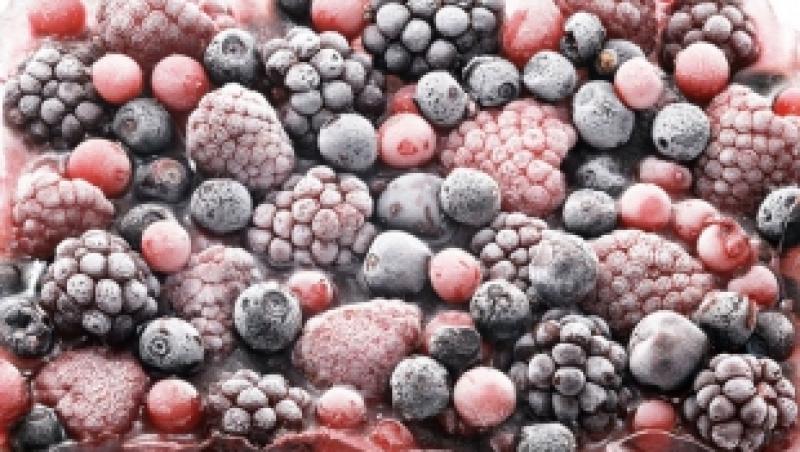 Cum folosesti fructele de padure congelate
