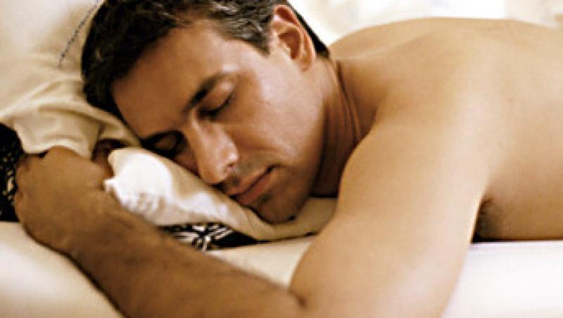 Somnul neregulat poate duce la probleme cardiace in randul barbatilor