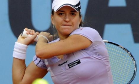 US Open: Alexandra Dulgheru a invins-o pe campioana de la Wimbledon si da piept cu Monica Niculescu in turul doi