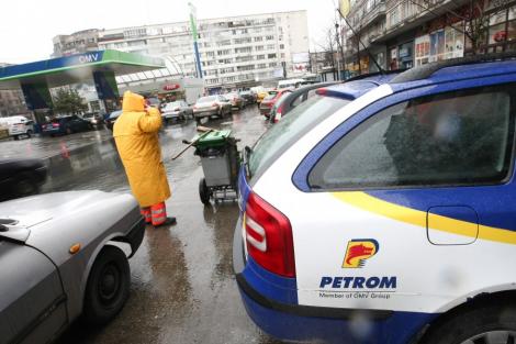 Sondaj: OMV Petrom va face un profit de peste 200 milioane de euro in T2. Castigul semestrial ajunge la 400 milioane de euro