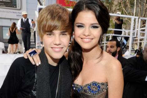 Zvon: Selena Gomez l-a parasit pe Justin Bieber!