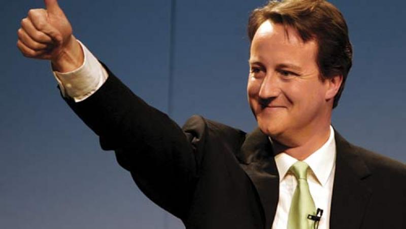 Premierul britanic, David Cameron, zgarcit la bacsisuri pentru chelnerite