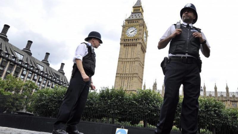 VIDEO! Jafurile si vandalismul din Londra s-au raspandit si in provincie