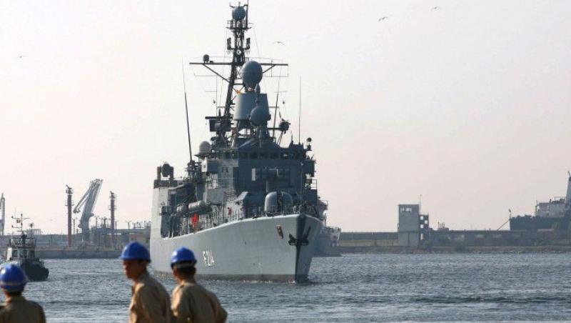 Basescu: Romania va trimite o fregata sa lupte impotriva piratilor somalezi