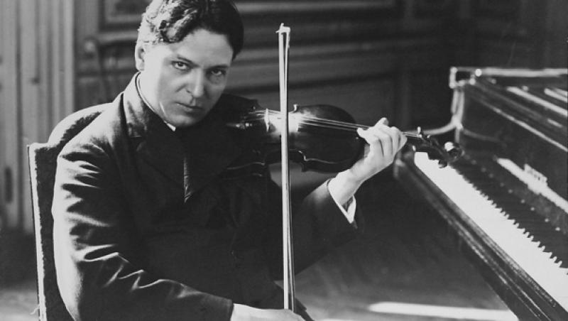 Incepe si Concursul International de vioara „George Enescu” – 2011