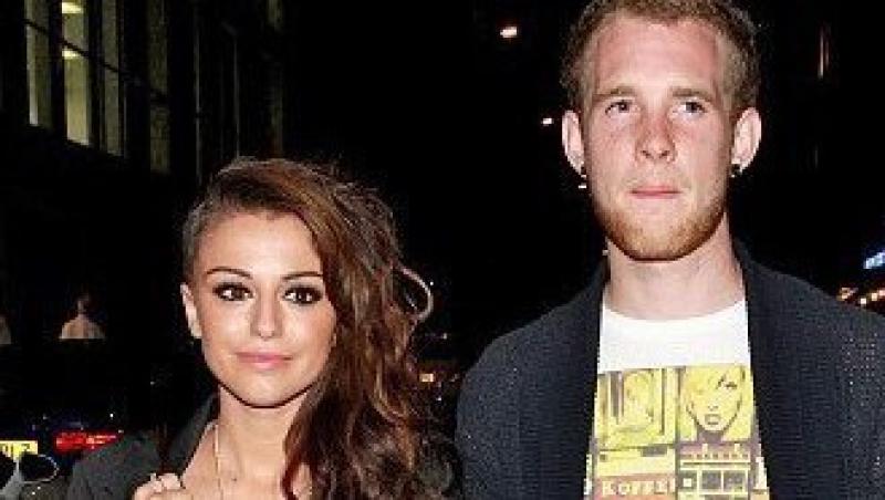 Cher Lloyd, la plimbare cu iubitul